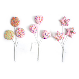 Polystyrene biscuits pick
